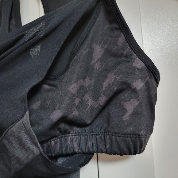 ✨️3 For $30✨️Champion Sport Racerback Tank With Built-in Bra (S) - Picture 6 of 12